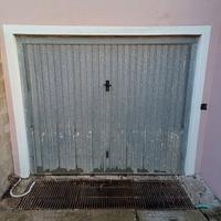 Porta basculante 