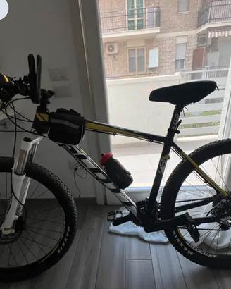 Bici scott scale 27,5