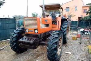TRATTORE FIAT 1180 DT