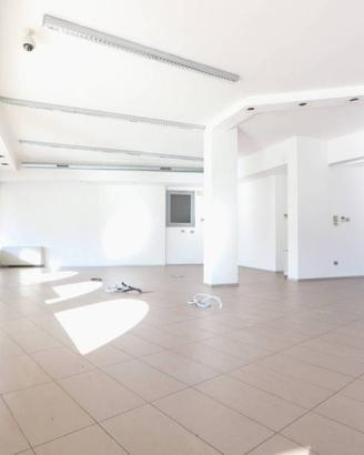 Immobile di 242 m² con più di 5 locali a Altavilla