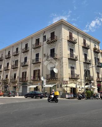 4 LOCALI A PALERMO