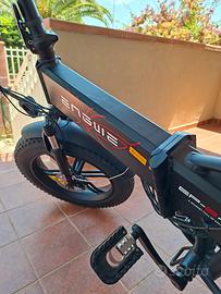 Bici elettrica Engwe con motore da 750 watt 