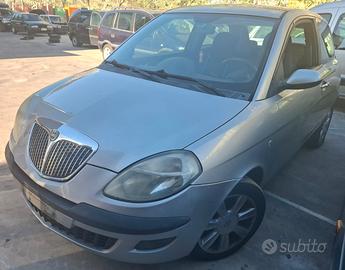 LANCIA YPSILON per ricambi usati