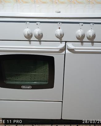 Cucina+ forno con vano bombola € 200