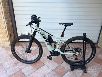 E-BIKE GIANT STANCE E+