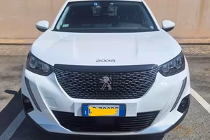 Peugeot 2008 1.2 PureTech 130 CV Allure (2021)
