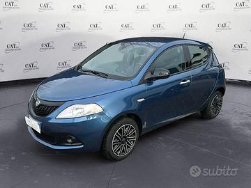 Lancia Ypsilon 1.0 FireFly 70cv Hybrid Platino
