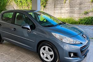 peugeot 207 come nuova 