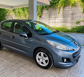 peugeot 207 come nuova 