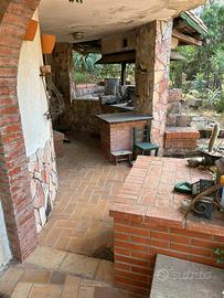 Villa immersa nella pineta di is arenas