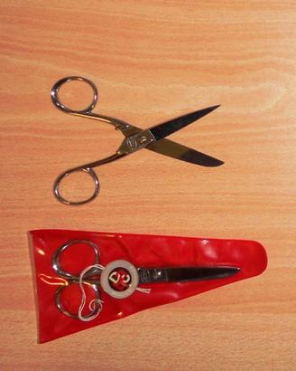 FORBICI IN ACCIAIO INOX DABO 220/4,5" 11 CM