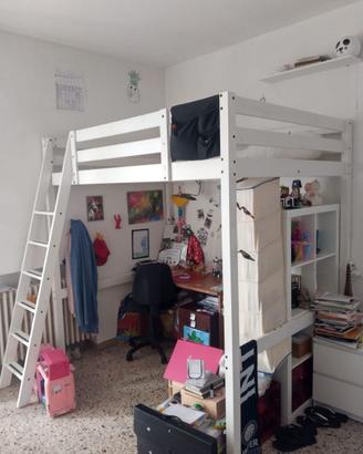 Struttura letto Ikea bianca, una piazza e mezzo