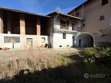 CASA SEMINDIPENDENTE A VOLPIANO