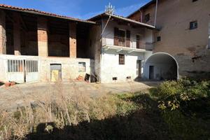 CASA SEMINDIPENDENTE A VOLPIANO