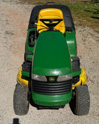Trattorino Tagliaerba John Deere Idrostatico
