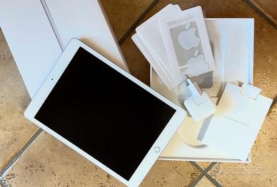 iPad 7th generazione colore argento 32 GB