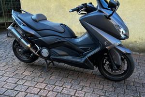 Yamaha T Max 530 - 2012