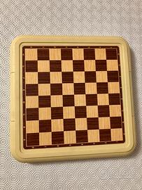 Gioco della dama e gioco della tria