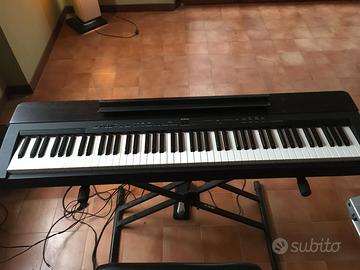 Piano Yamaha p140 +  Leggio + Pedale + custodia