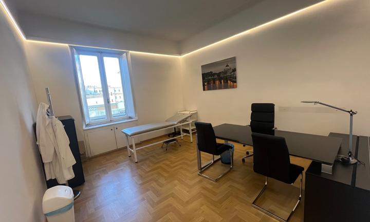 Stanza in studio sanitario