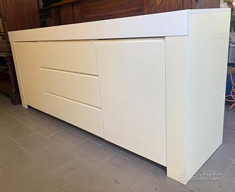 Credenza laccata L190 P50 H 83