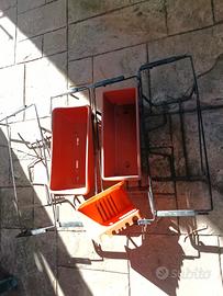 porta vasi da balcone ,vasi,e portatibo