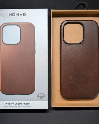 Cover Nomad in pelle Horween per iPhone 14 Pro