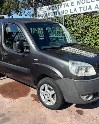 FIAT Doblo Doblò 1.6 16V Natural Power Active