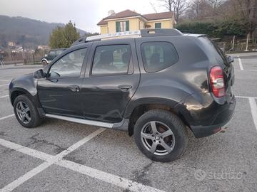 DACIA DUSTER 1.5 dci 110cv diesel 4x4 2014 Euro 5