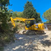 Escavatore KOMATSU PC 130