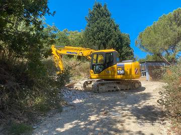 Escavatore KOMATSU PC 130