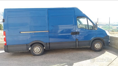 Furgone iveco daily