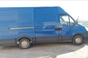 Furgone iveco daily