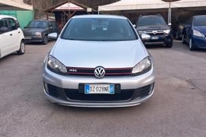 Volkswagen Golf GTI 2.0 TSI 4mot. DSG 5p. R
