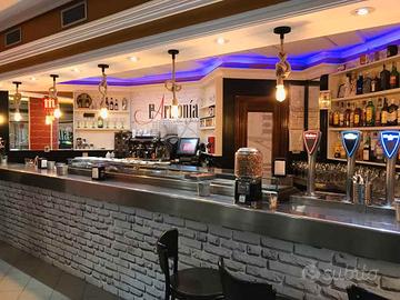 Bar.caffetteria.paninoteca con cucina