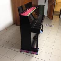 Pianoforte a muro Yamaha M108T