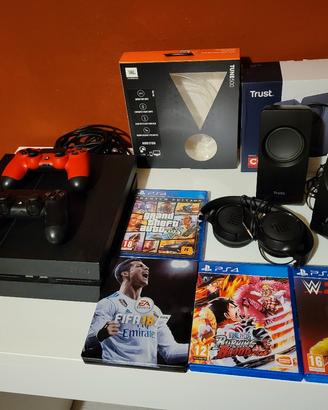 Ps4 completa+ accessori