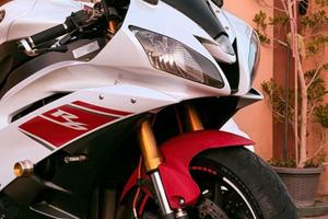 Yamaha R6