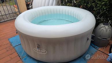 piscina lady z spa  tahiti