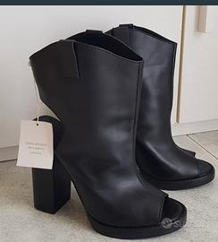 Stivaletti neri aperti ZARA 