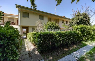Villa a Schiera a Cassago Brianza 4 locali