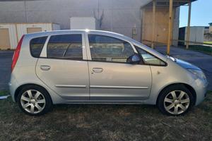 Mitsubishi Colt 1500D