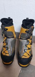 Scarponi alpinismo alta quota La Sportiva Spantik