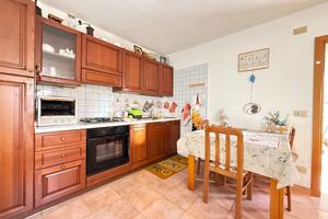 CASA SEMINDIPENDENTE A ARTA TERME