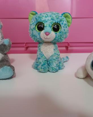 Peluche gatto-procione-foca