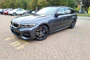 BMW 330 d xDrive Msport TETTO PANORAMICO ED APRI