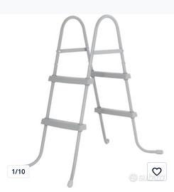 Scaletta piscina e aspiratore