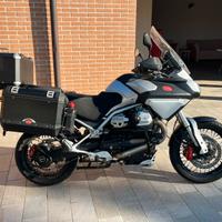 Moto Guzzi Stelvio 1200