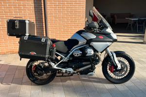 Moto Guzzi Stelvio 1200