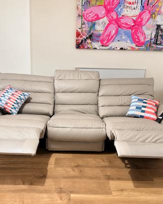 Divano Chateau d’Ax vera pelle con 2 recliner
